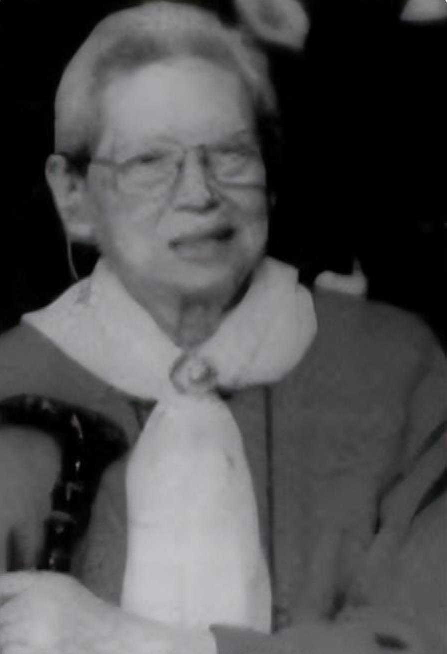 DƬ